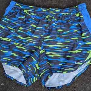 Nike Running - eye catching pattern for safe road running. dri-Fit fabric. me..